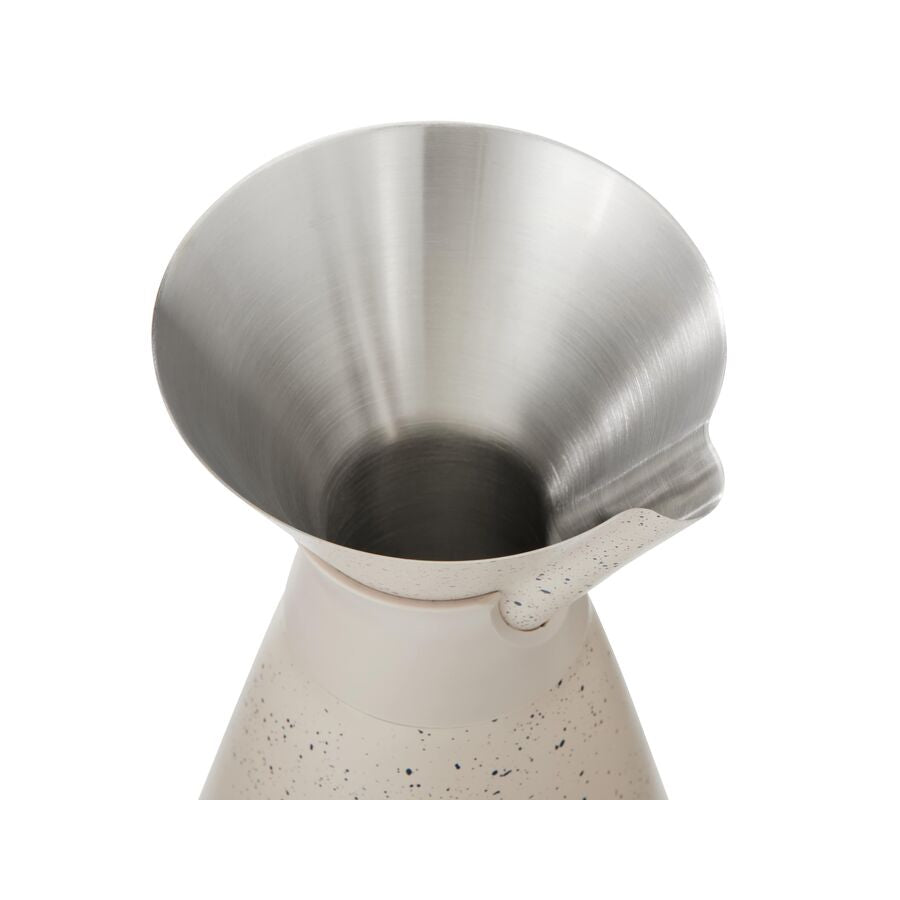 new-standard-carafe-e6 WebPDP-33oz_New_Standard_Carafe_Desert_Tan_Speckle_Studio__CAR1SVOS224_45_Lid_Off.jpg