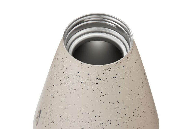 new-standard-carafe-e6 WebPDP-33oz_New_Standard_Carafe_Desert_Tan_Speckle_Studio__CAR1SVOS224_45_Top_Off.jpg