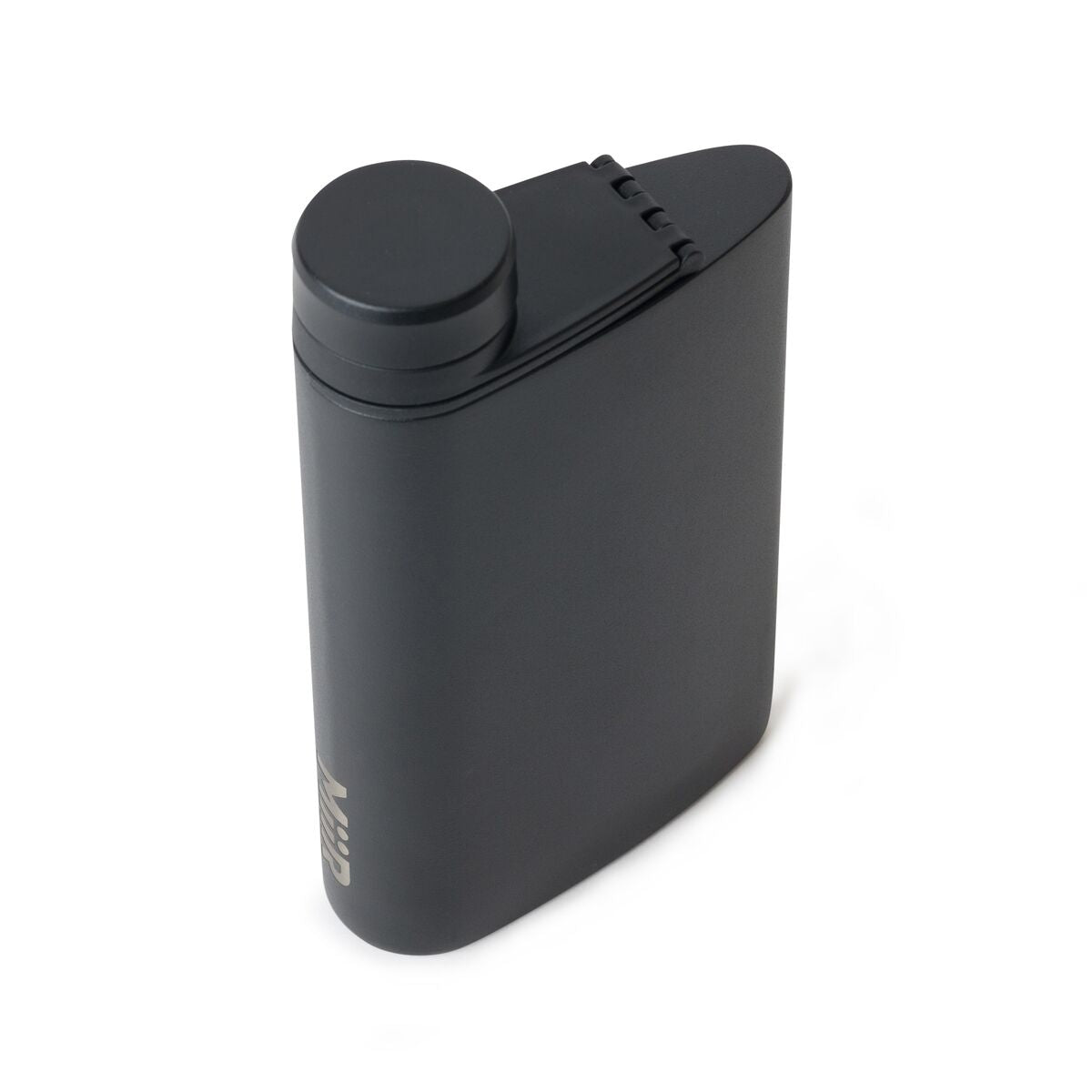 aero-flask-a9 WebPDP-Flask_Black_Studio_1022_45Deg_Closed__FLK1SSOS002.jpg